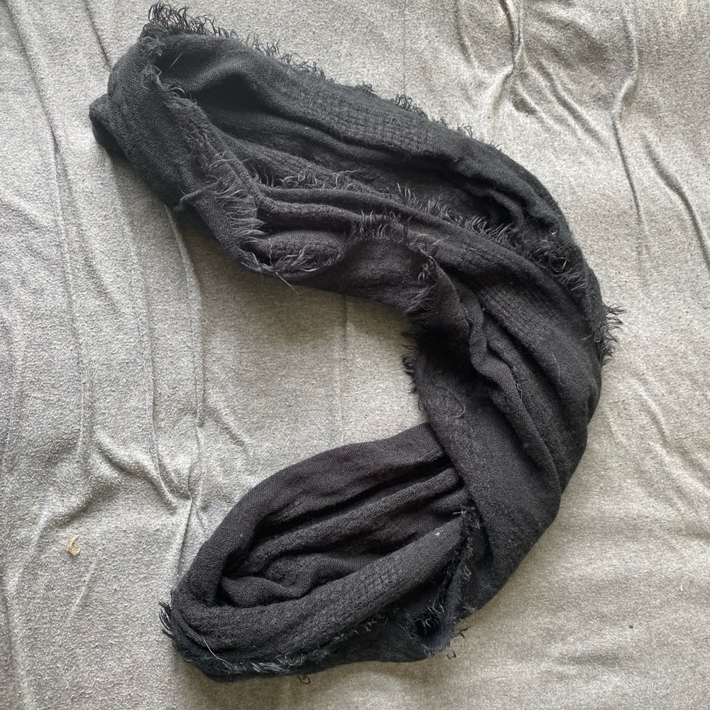 Black infinity scarf